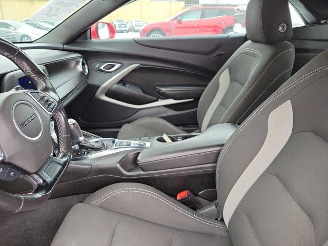 2023 Chevrolet Camaro 2dr Convertible 1LT