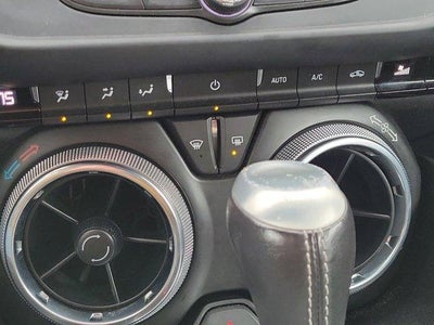 2023 Chevrolet Camaro 2dr Convertible 1LT