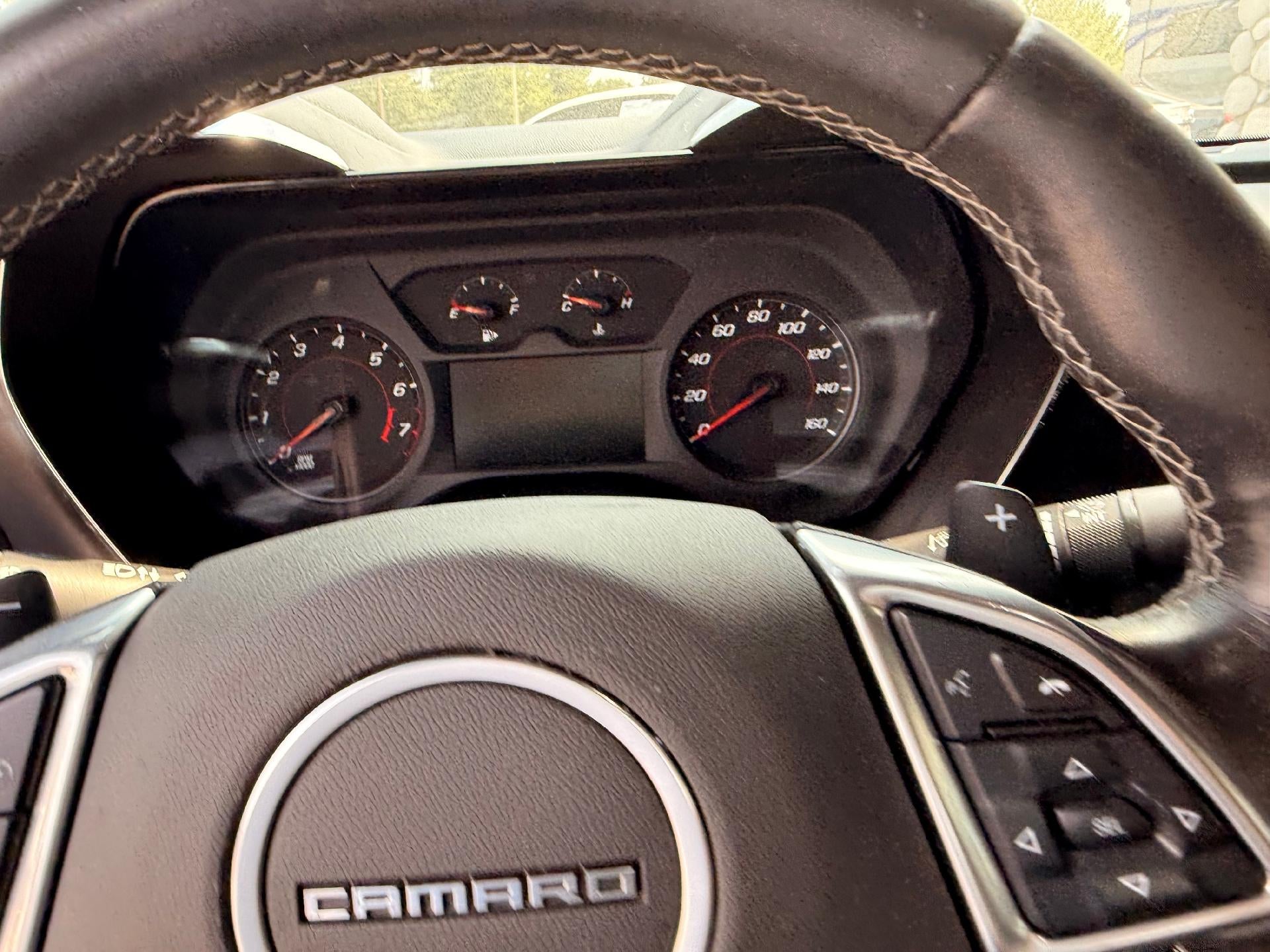 2021 Chevrolet Camaro 2dr Coupe LT1