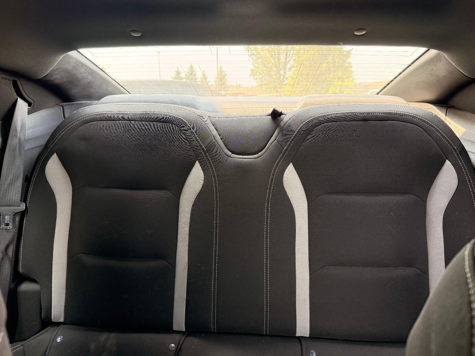 2021 Chevrolet Camaro 2dr Coupe LT1