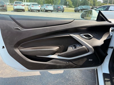 2021 Chevrolet Camaro 2dr Coupe LT1