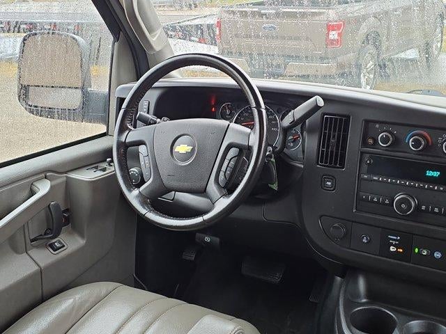 2022 Chevrolet Express Passenger 3500 3500 Extended Wheelbase Rear-Wheel Drive 1LS