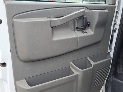 2022 Chevrolet Express Passenger 3500 3500 Extended Wheelbase Rear-Wheel Drive 1LS