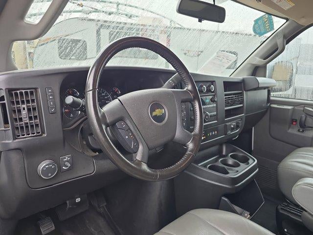 2022 Chevrolet Express Passenger 3500 3500 Extended Wheelbase Rear-Wheel Drive 1LS