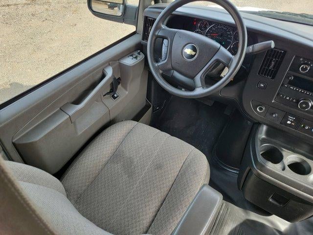 2023 Chevrolet Express Passenger 3500 3500 Extended Wheelbase Rear-Wheel Drive 1LS