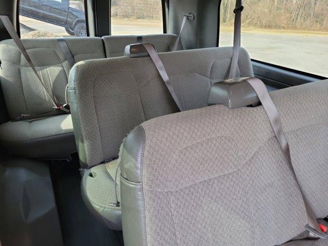 2023 Chevrolet Express Passenger 3500 3500 Extended Wheelbase Rear-Wheel Drive 1LS