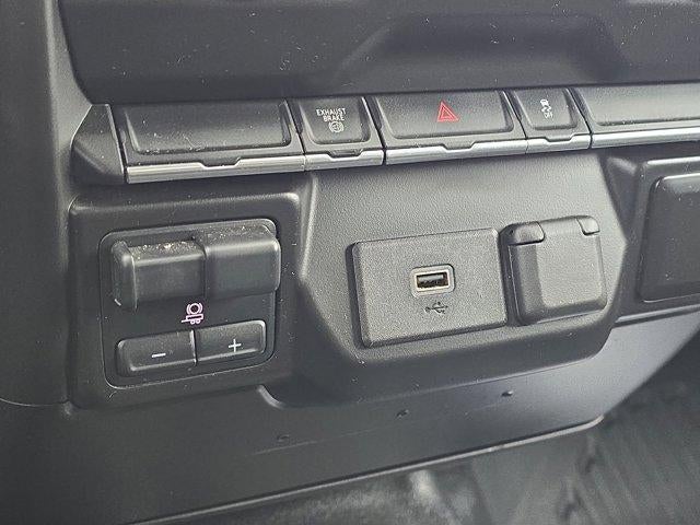 2020 Chevrolet Silverado 3500 HD Chassis Cab 4WD Reg Cab 171" WB, 84.5" CA Work Truck