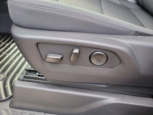 2026 Chevrolet Silverado 2500 HD Crew Cab Standard Box 4-Wheel Drive Custom