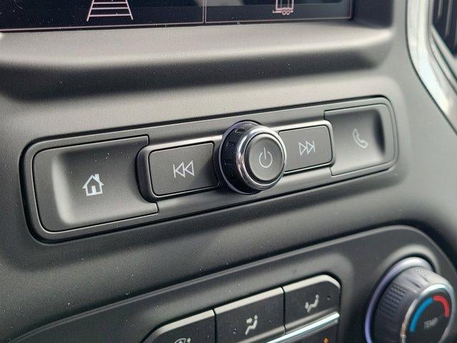 2026 Chevrolet Silverado 2500 HD Crew Cab Standard Box 4-Wheel Drive Custom