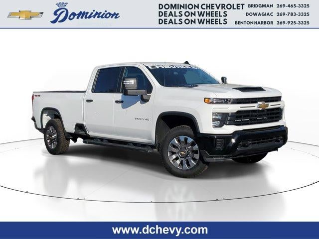 2026 Chevrolet Silverado 2500 HD Crew Cab Standard Box 4-Wheel Drive Custom