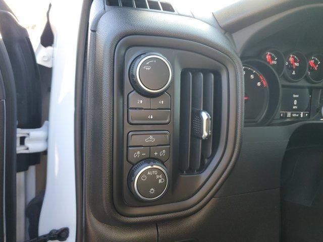 2026 Chevrolet Silverado 2500 HD Crew Cab Standard Box 4-Wheel Drive Custom