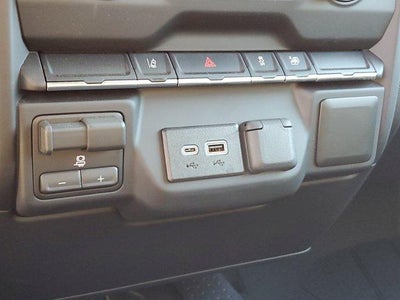 2026 Chevrolet Silverado 2500 HD Crew Cab Standard Box 4-Wheel Drive Custom