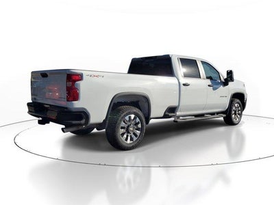 2026 Chevrolet Silverado 2500 HD Crew Cab Standard Box 4-Wheel Drive Custom
