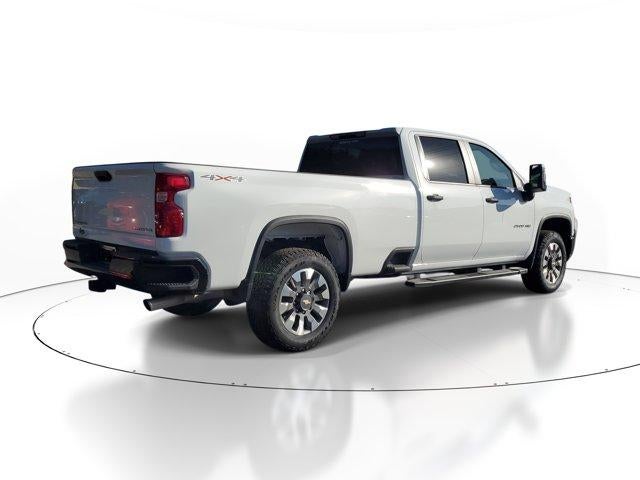 2026 Chevrolet Silverado 2500 HD Crew Cab Standard Box 4-Wheel Drive Custom