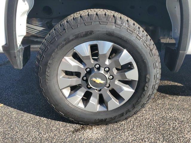 2026 Chevrolet Silverado 2500 HD Crew Cab Standard Box 4-Wheel Drive Custom