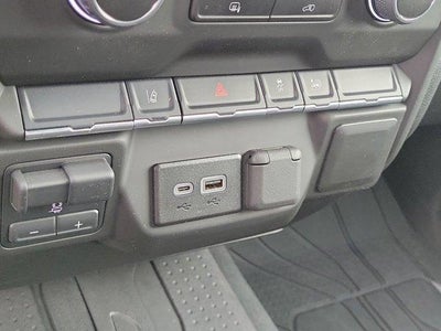 2025 Chevrolet Silverado 2500 HD Crew Cab Standard Box 4-Wheel Drive Custom