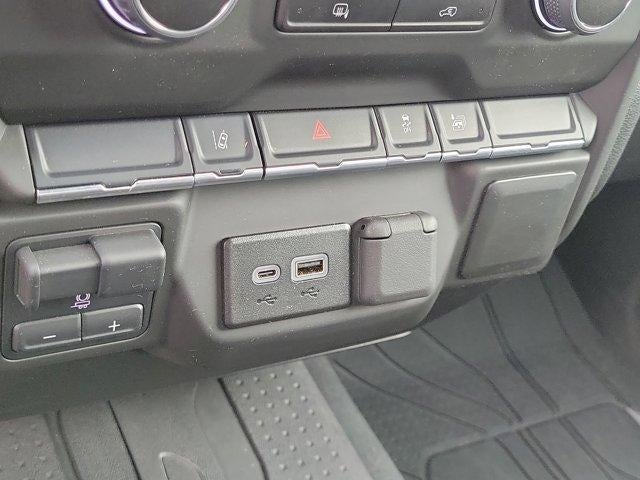 2025 Chevrolet Silverado 2500 HD Crew Cab Standard Box 4-Wheel Drive Custom