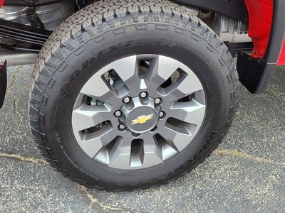 2025 Chevrolet Silverado 2500 HD Crew Cab Standard Box 4-Wheel Drive Custom