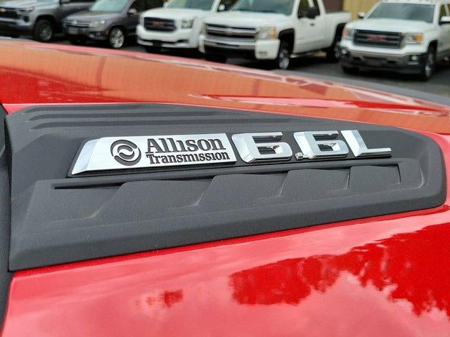 2025 Chevrolet Silverado 2500 HD Crew Cab Standard Box 4-Wheel Drive Custom