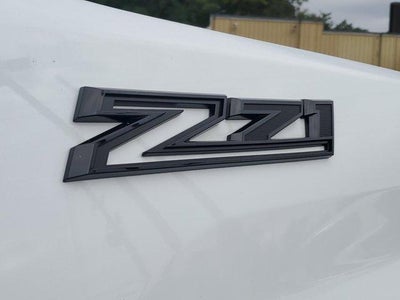 2026 Chevrolet Silverado 2500 HD Crew Cab Long Box 4-Wheel Drive Custom