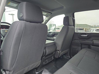 2026 Chevrolet Silverado 3500 HD Crew Cab Long Box 4-Wheel Drive Work Truck