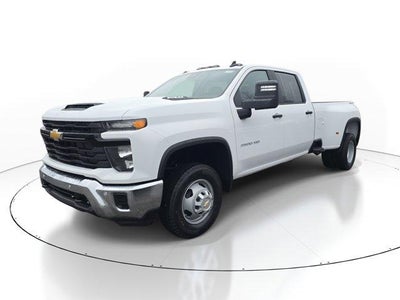 2026 Chevrolet Silverado 3500 HD Crew Cab Long Box 4-Wheel Drive Work Truck