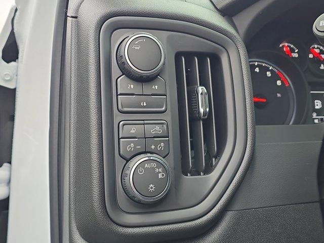 2026 Chevrolet Silverado 3500 HD Crew Cab Long Box 4-Wheel Drive Work Truck