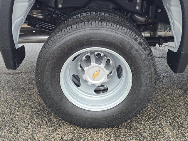 2026 Chevrolet Silverado 3500 HD Crew Cab Long Box 4-Wheel Drive Work Truck