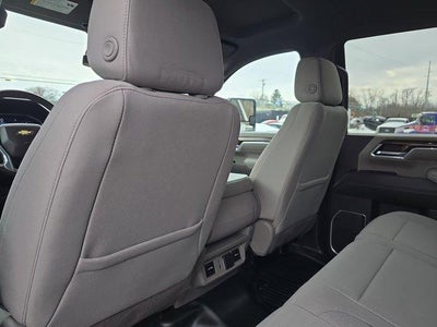 2024 Chevrolet Silverado 3500 HD Crew Cab Standard Box 4-Wheel Drive LT