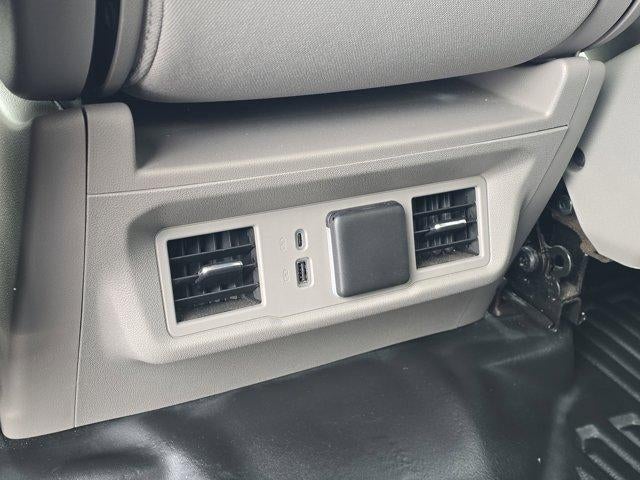 2024 Chevrolet Silverado 3500 HD Crew Cab Standard Box 4-Wheel Drive LT