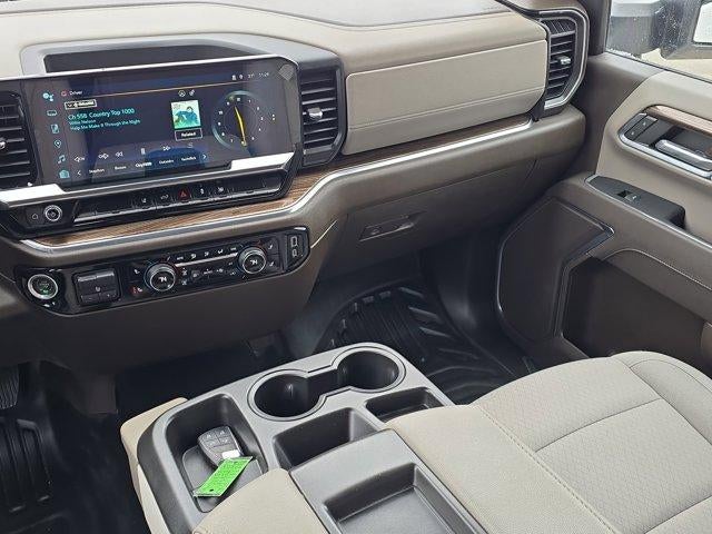 2024 Chevrolet Silverado 3500 HD Crew Cab Standard Box 4-Wheel Drive LT