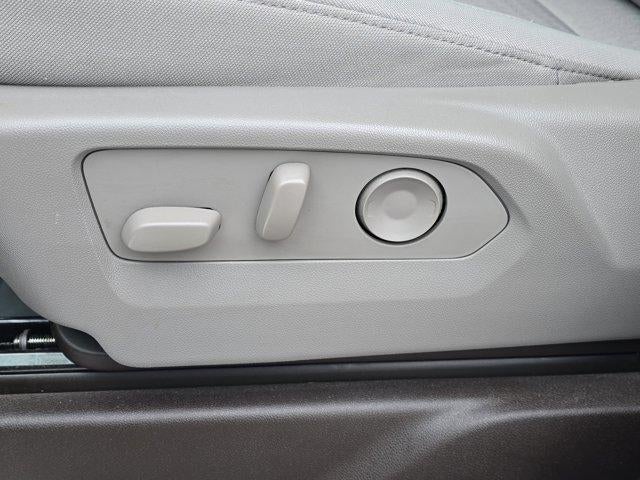 2024 Chevrolet Silverado 3500 HD Crew Cab Standard Box 4-Wheel Drive LT