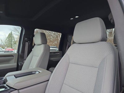 2024 Chevrolet Silverado 3500 HD Crew Cab Standard Box 4-Wheel Drive LT