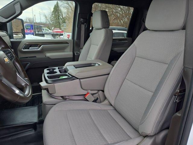 2024 Chevrolet Silverado 3500 HD Crew Cab Standard Box 4-Wheel Drive LT