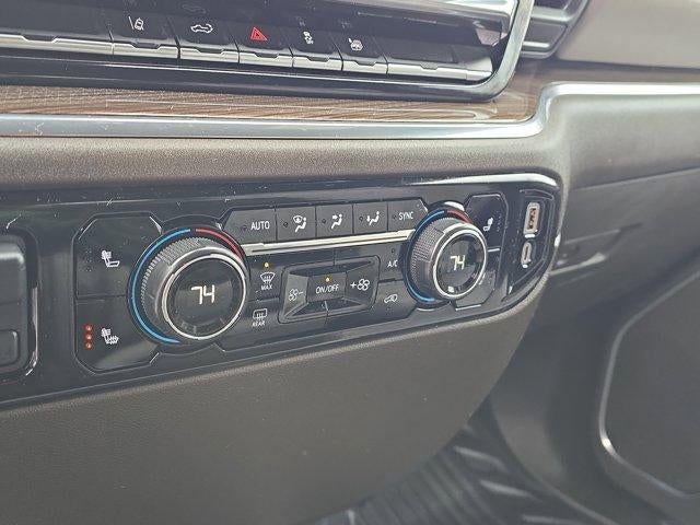 2024 Chevrolet Silverado 3500 HD Crew Cab Standard Box 4-Wheel Drive LT