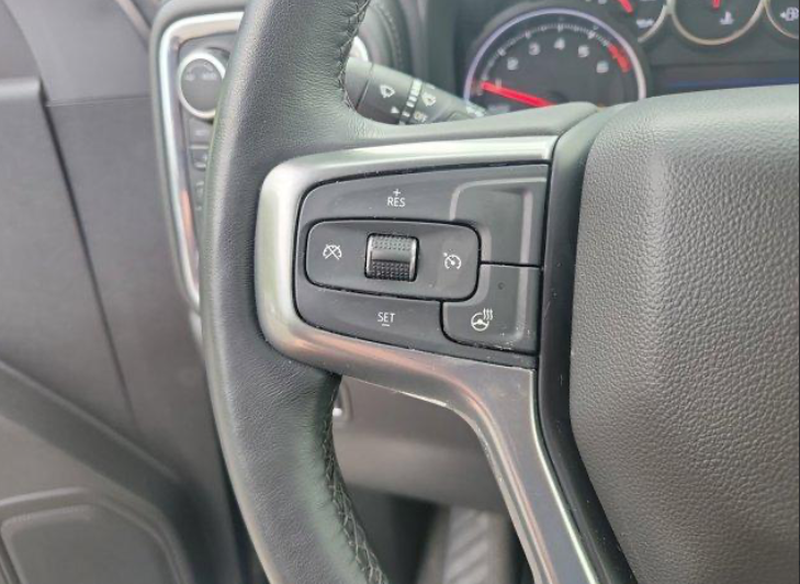 2022 Chevrolet Silverado 1500 Crew Cab Short Box 4-Wheel Drive LT 2FL