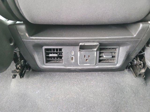 2022 Chevrolet Silverado 1500 Crew Cab Short Box 4-Wheel Drive LT 2FL