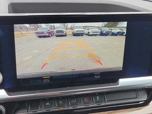 2022 Chevrolet Silverado 1500 Crew Cab Short Box 4-Wheel Drive LT 2FL