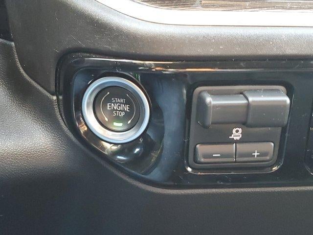 2025 Chevrolet Silverado 1500 Crew Cab Short Box 4-Wheel Drive LT 2FL