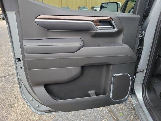 2026 Chevrolet Silverado 1500 Crew Cab Short Box 4-Wheel Drive LT 2FL