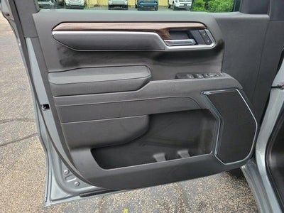 2026 Chevrolet Silverado 1500 Crew Cab Short Box 4-Wheel Drive LT 2FL