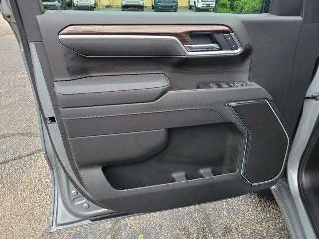 2026 Chevrolet Silverado 1500 Crew Cab Short Box 4-Wheel Drive LT 2FL
