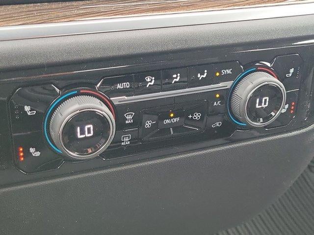 2026 Chevrolet Silverado 1500 Crew Cab Short Box 4-Wheel Drive LT 2FL
