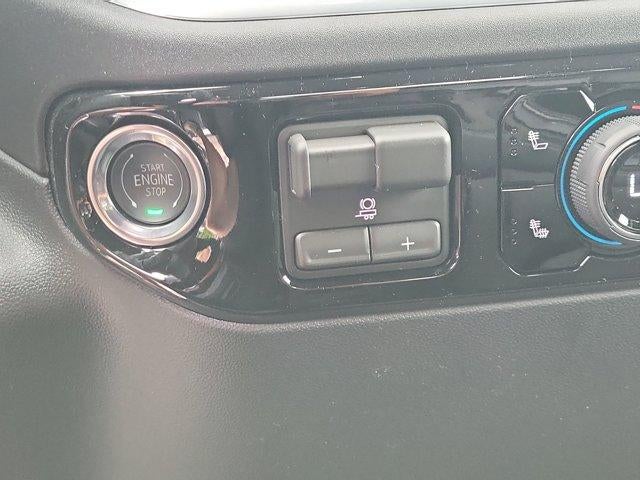 2026 Chevrolet Silverado 1500 Crew Cab Short Box 4-Wheel Drive LT 2FL