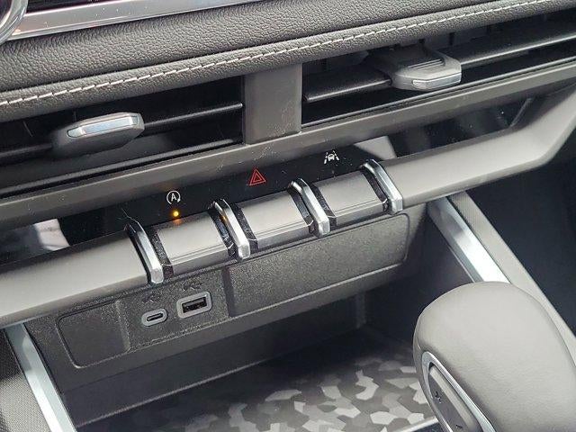 2026 Chevrolet Colorado Crew Cab Short Box 4-Wheel Drive LT