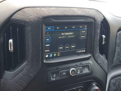 2019 Chevrolet Silverado 1500 Crew Cab Short Box 4-Wheel Drive Custom
