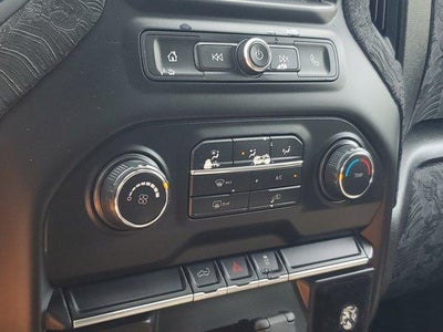 2019 Chevrolet Silverado 1500 Crew Cab Short Box 4-Wheel Drive Custom