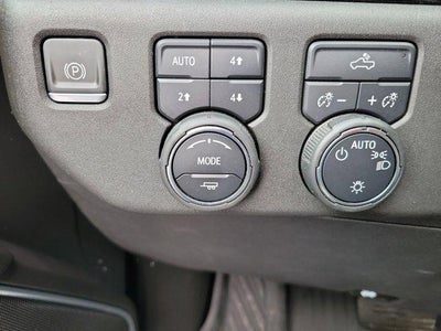 2022 Chevrolet Silverado 1500 Double Cab Standard Box 4-Wheel Drive LT 1LT