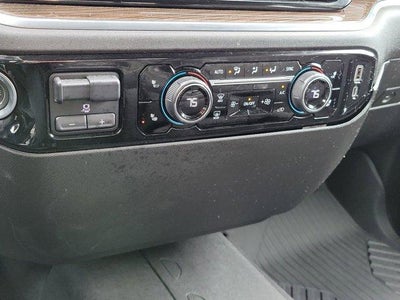 2022 Chevrolet Silverado 1500 Double Cab Standard Box 4-Wheel Drive LT 1LT