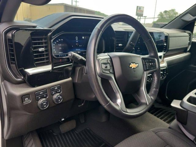 2022 Chevrolet Silverado 1500 Double Cab Standard Box 4-Wheel Drive LT 2FL